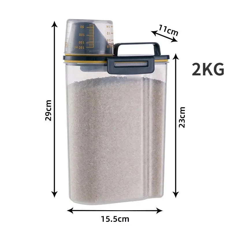 Dog Cat Food Plastic Storage Tank with Measuring Cup